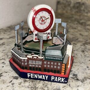 Boston Red Sox Fenway Park Vintage Collectors Stadium Clocks Mini Stadium‎